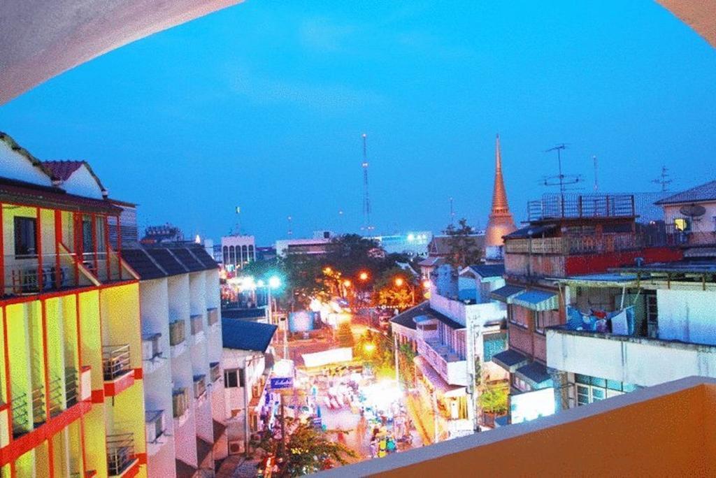 Hostel Sakul House Bangkok Exterior foto